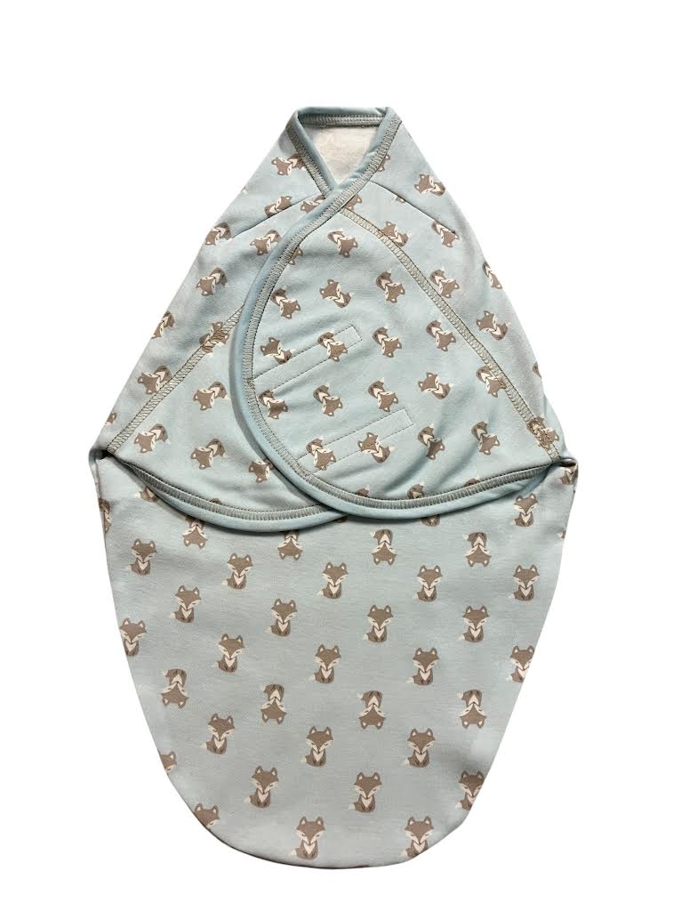 Pocaklakó pólya takaró 1 rétegű kék-bézs rókás